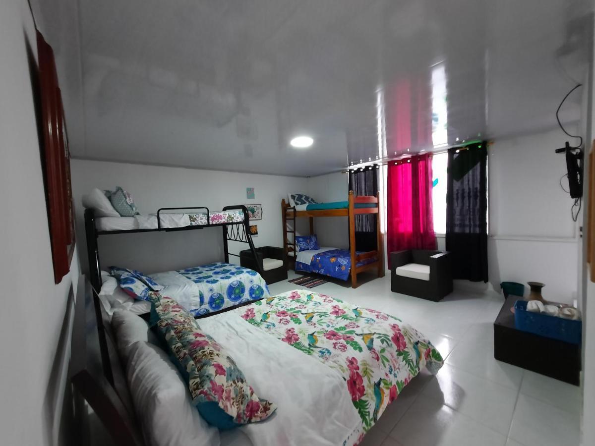 Finca Recreacional Marcelandia Санта-Роса-де-Кабаль Экстерьер фото